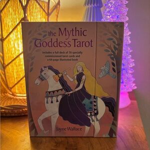 The Mythic Goddess Tarot Deck
